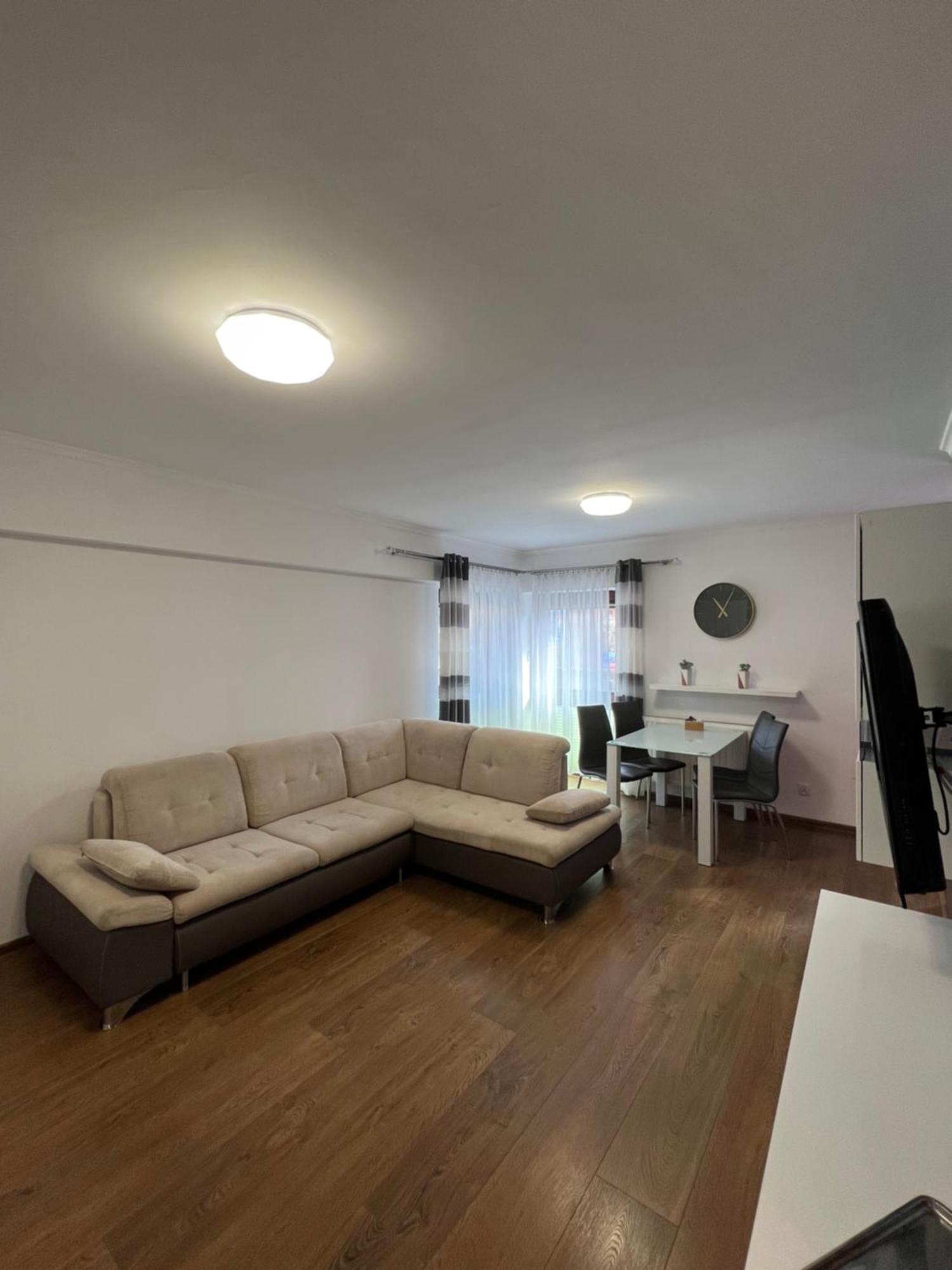 Holiday Apartments กรินีซา ดรอยจ์ ภายนอก รูปภาพ